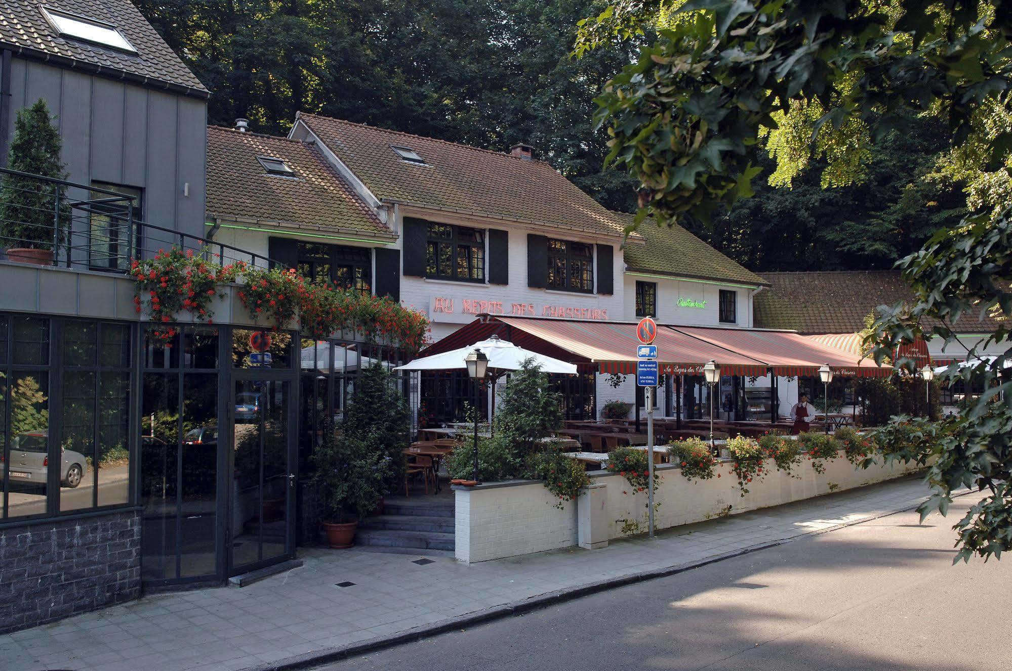 Hotel Au Repos Des Chasseurs Auderghem Bagian luar foto